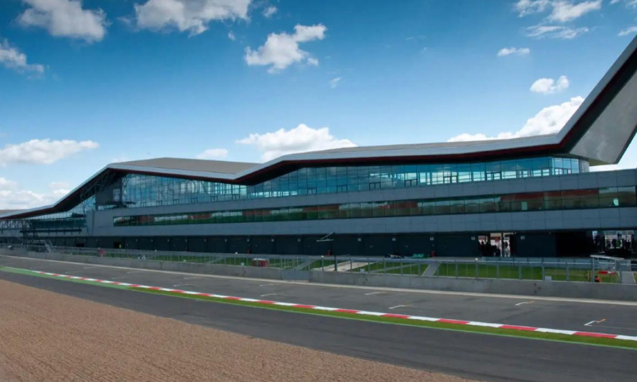 Heathrow Airport to Silverstone chauffeur route